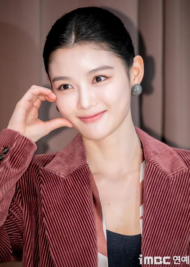Kim Yoo Jung