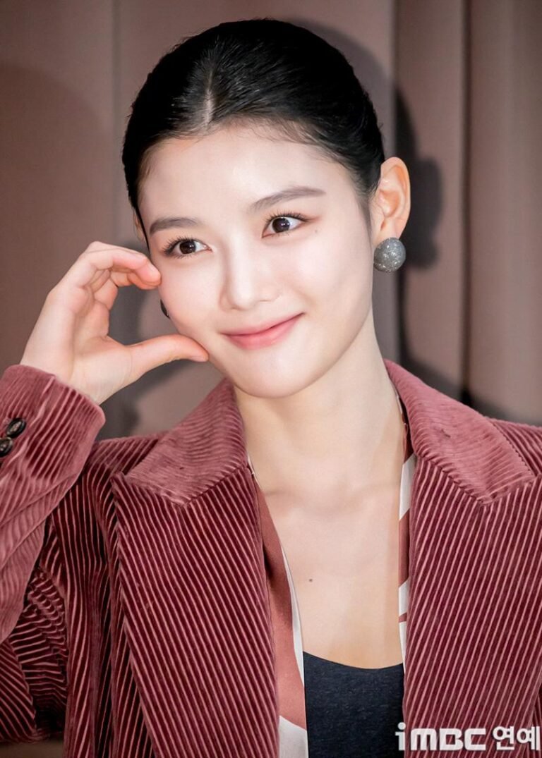 Kim Yoo Jung